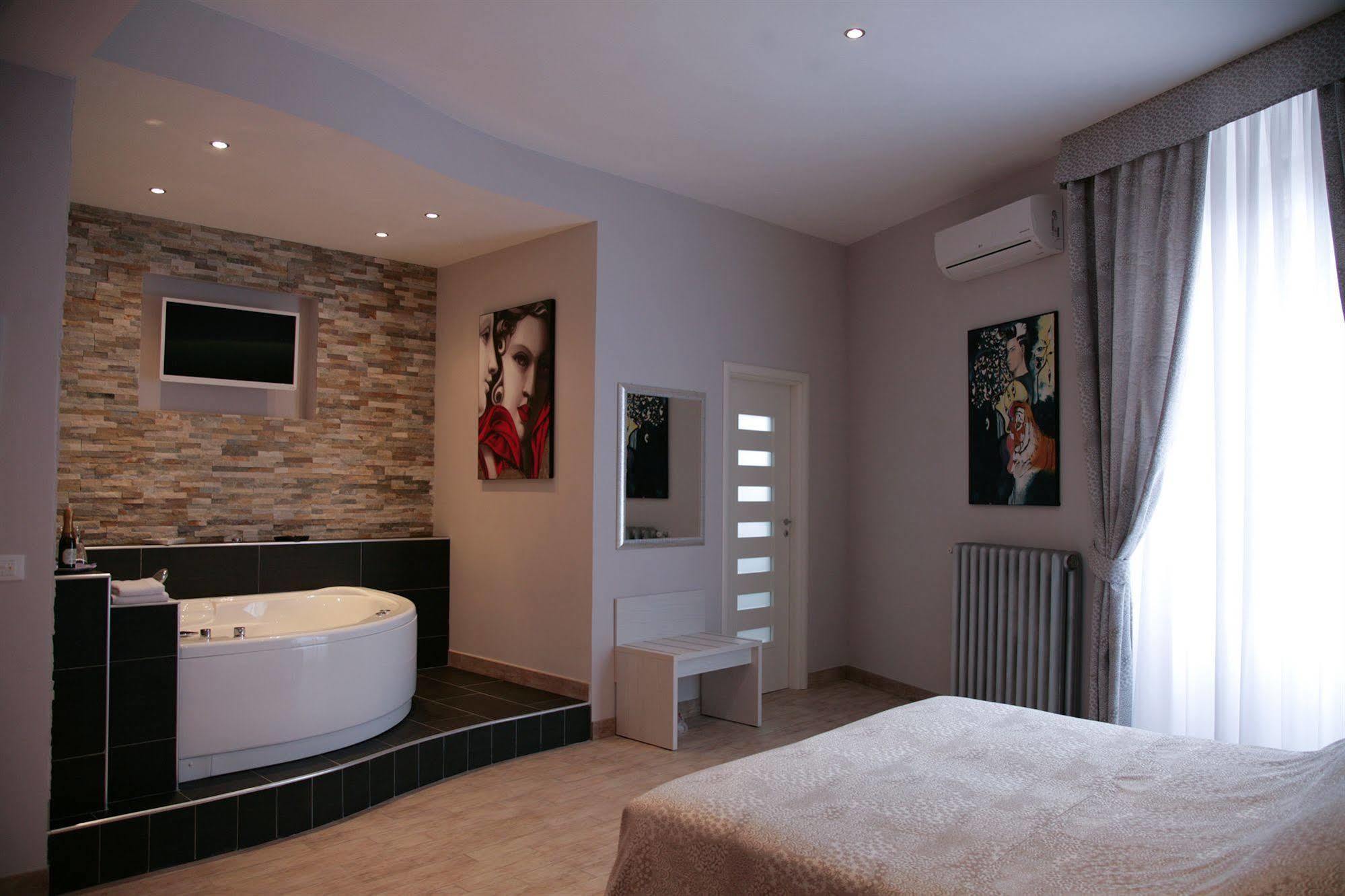 Five Rooms Rome Guesthouse Exteriör bild
